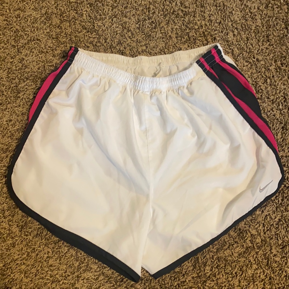 nike shorts small